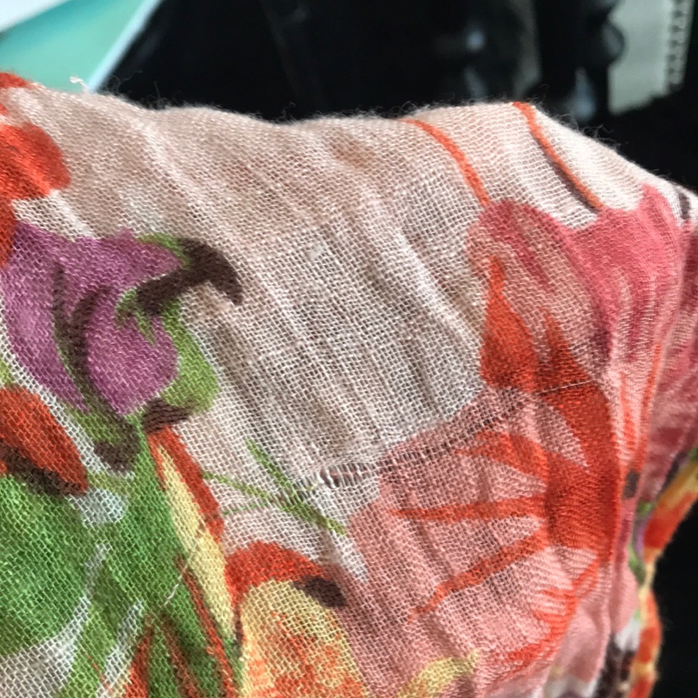 Lane Bryant pink floral scarf - Picture 4 of 4